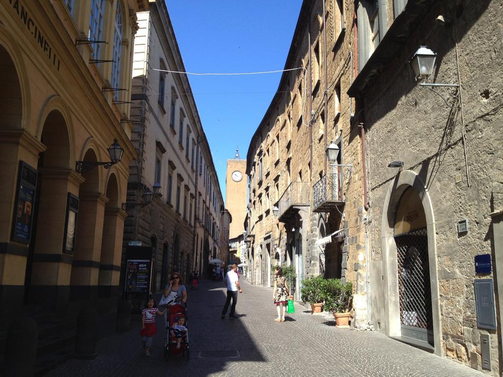 Home In Orvieto - Corso Cavour Kamer foto